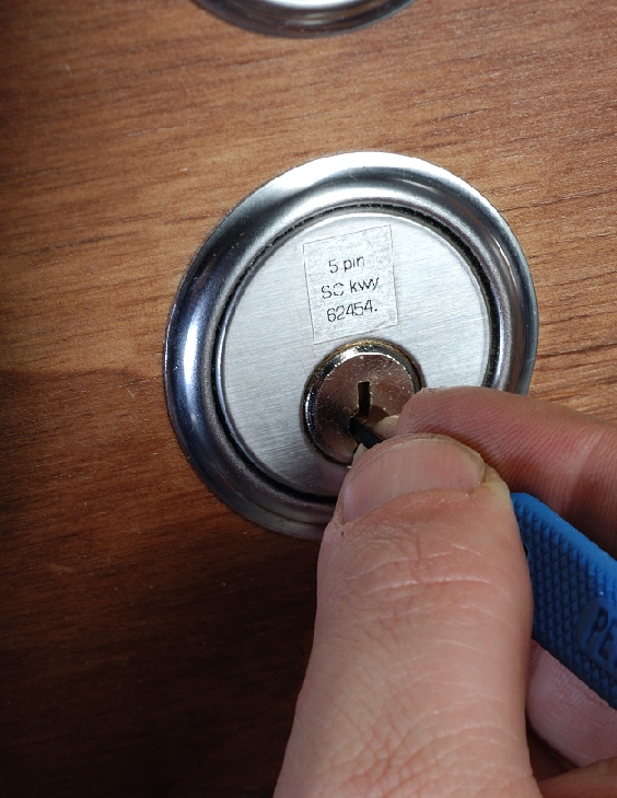 Manipulating Pins