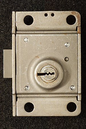 Western Electric 3 slot payphone lock  #14 vault door w/ key Original 